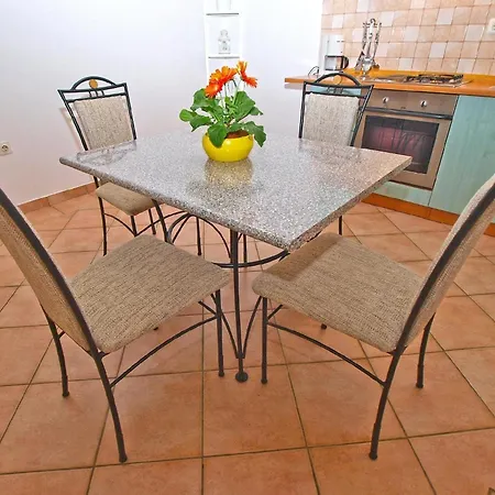 Apartment Fuer 4 Personen Ca 65 Qm In Pula, Istrien Istrische Riviera Pula