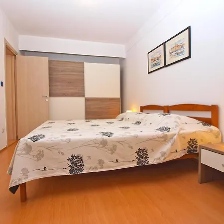 Apartment Fuer 4 Personen Ca 65 Qm In Pula, Istrien Istrische Riviera *