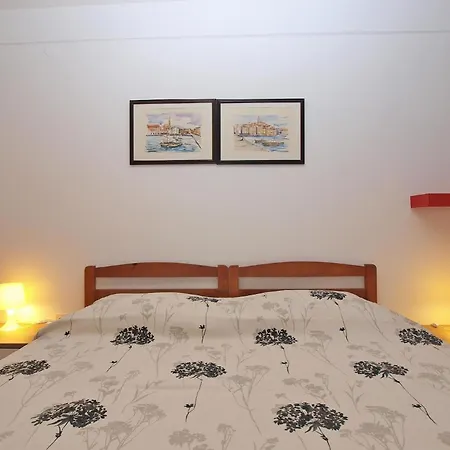 Fuer 4 Personen Ca 65 Qm In Pula, Istrien Istrische Riviera Apartment *
