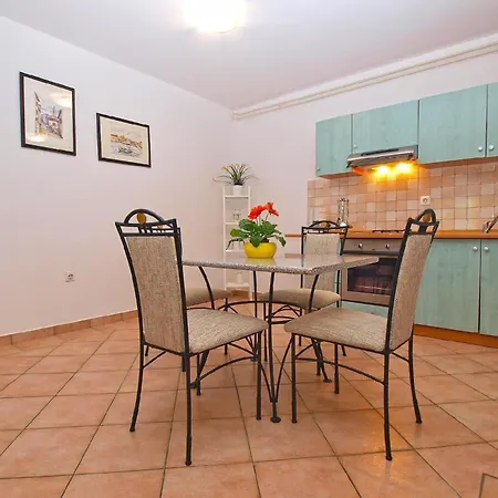 Apartment Fuer 4 Personen Ca 65 Qm In Pula, Istrien Istrische Riviera Pula